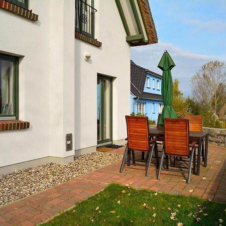Reetdachhaus Im Fischerdorf Freest Bagian luar foto